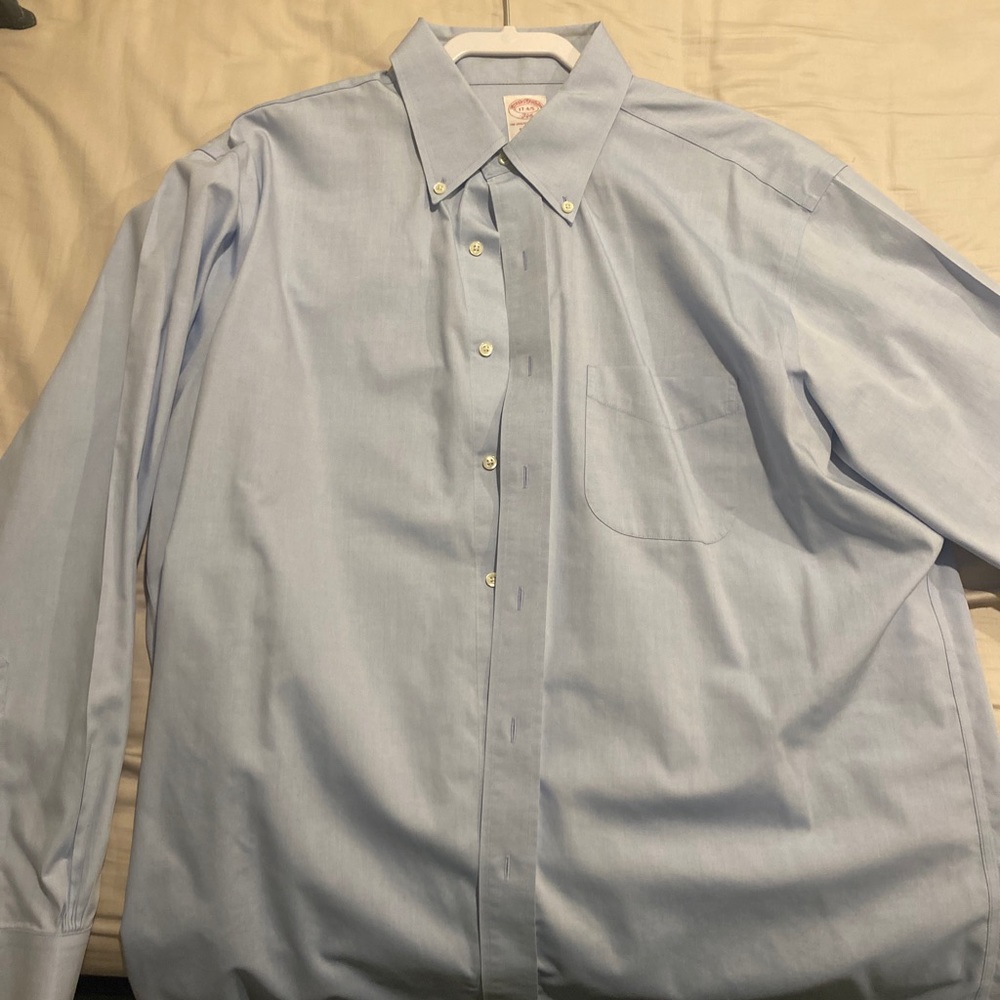 NON-IRON Brooks brothers button down shirt